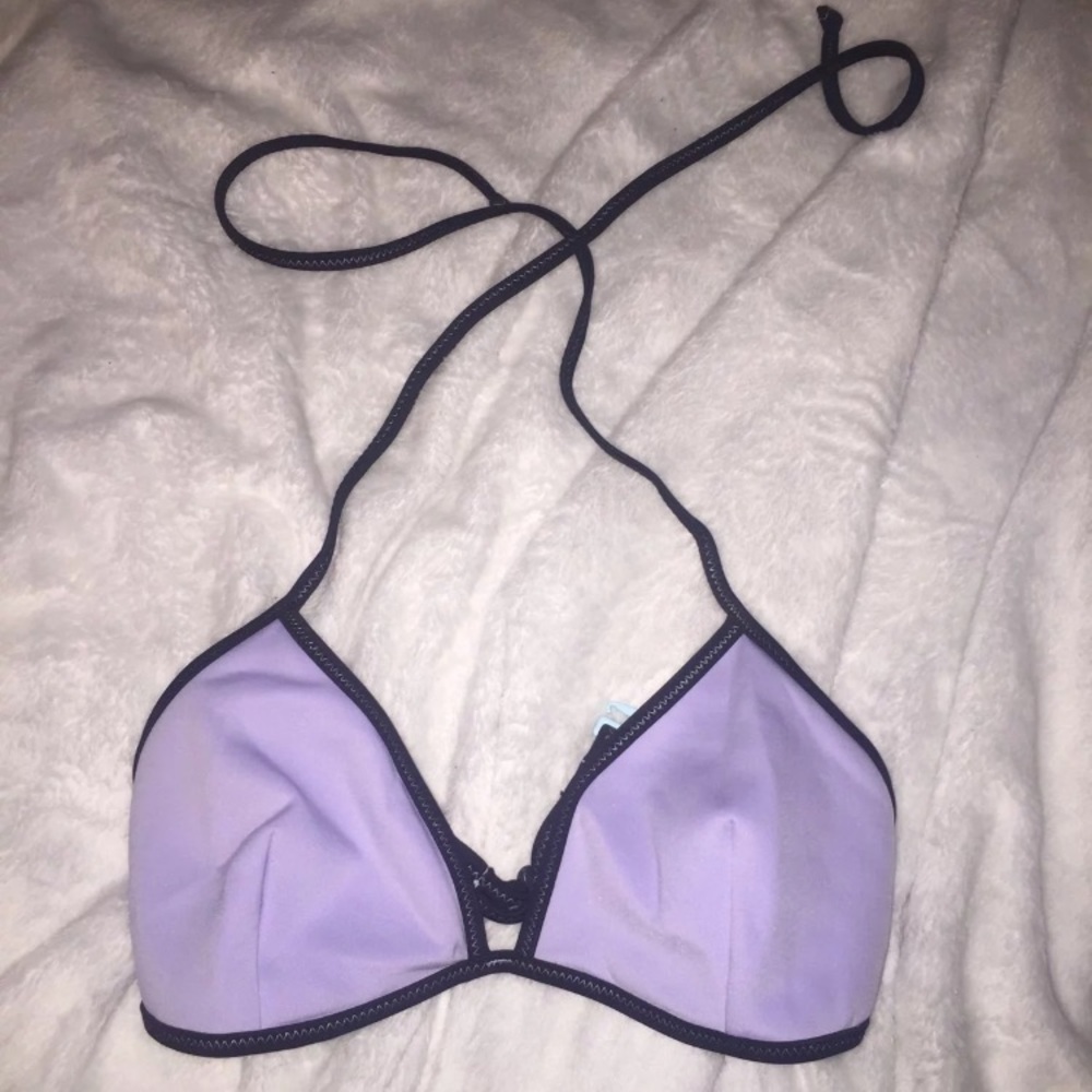 Victoria’s Secret bikini top